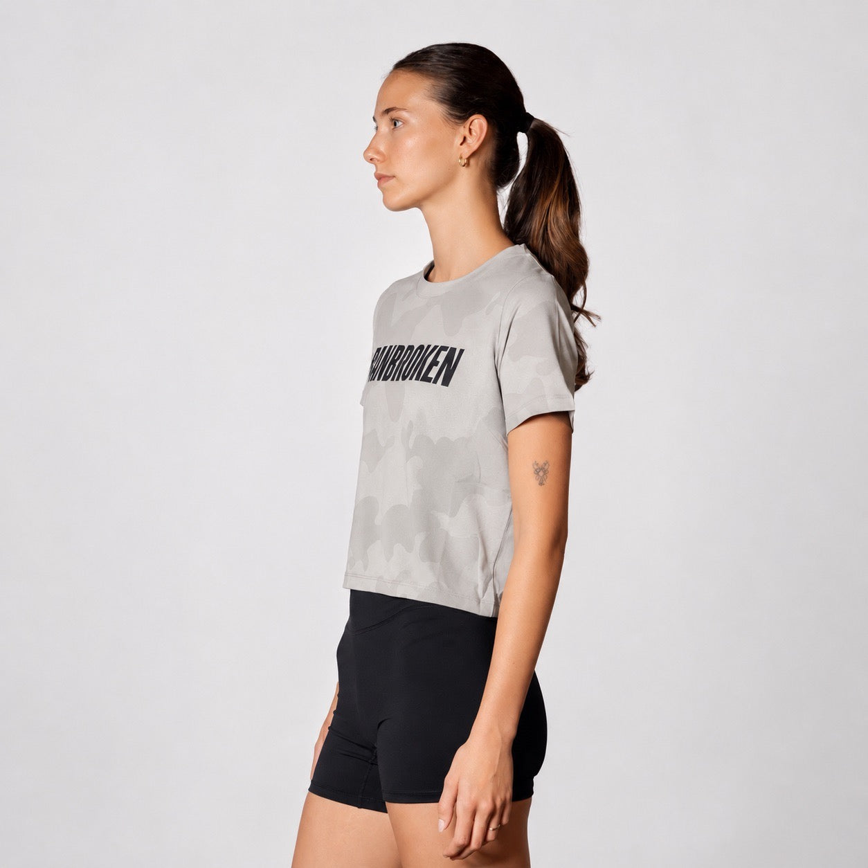 Ubuntu Engineered Ash Grey Damen