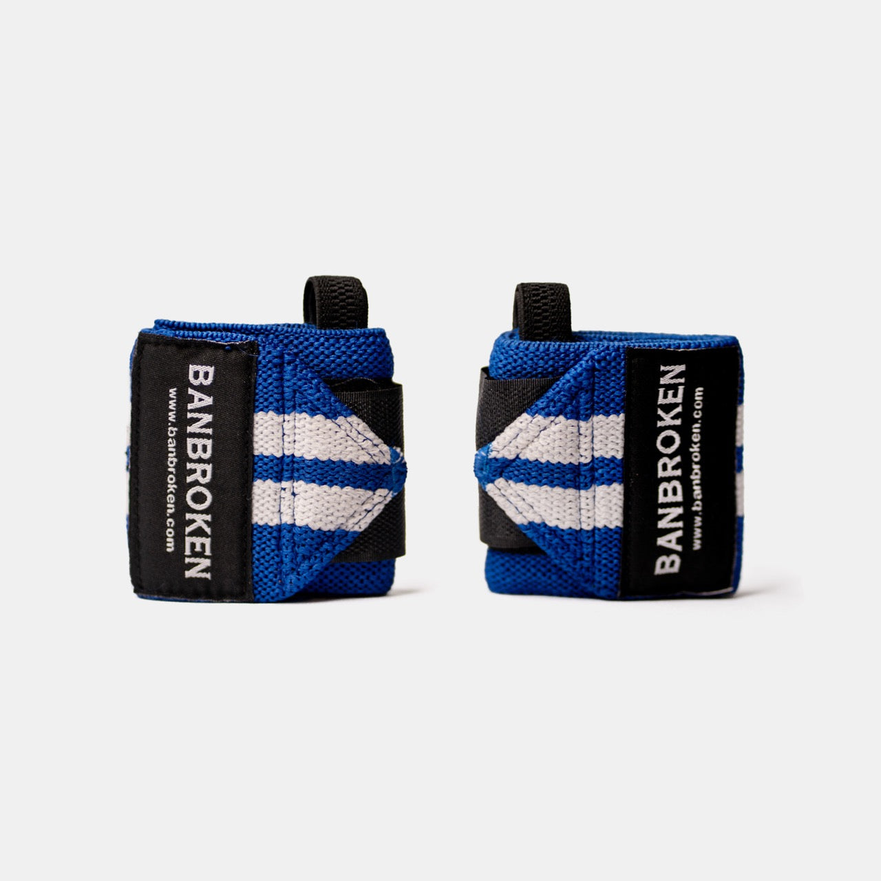 Poupée bleu marine